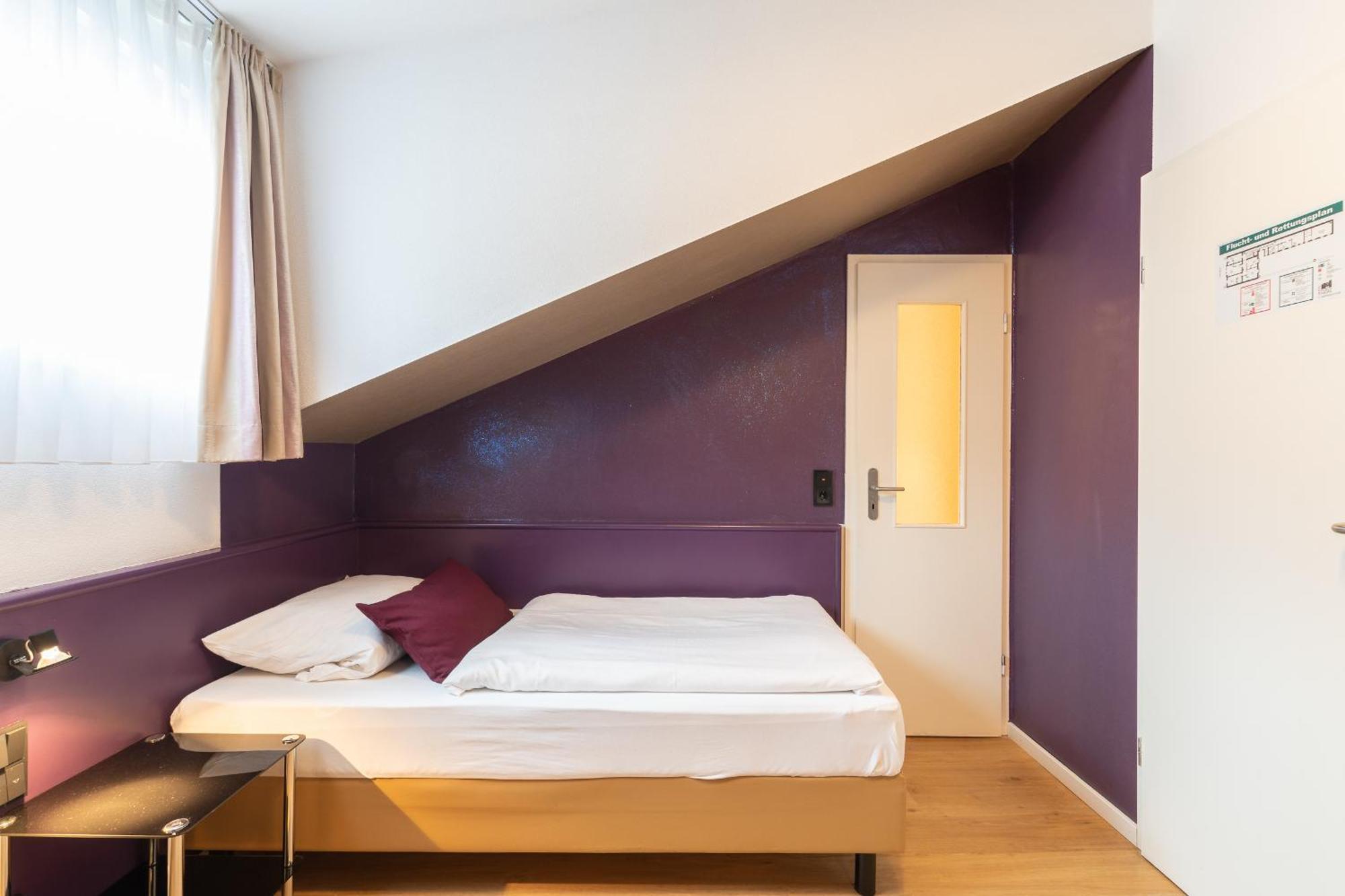 Hotel Porta Nigra Trier Oda fotoğraf